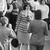 Мода СССР,многослойность. Трикотажный жакет в полоску и водолазка. Москва, 1978 год